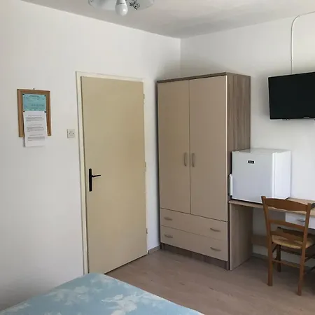 Summer 2 4* Baška
