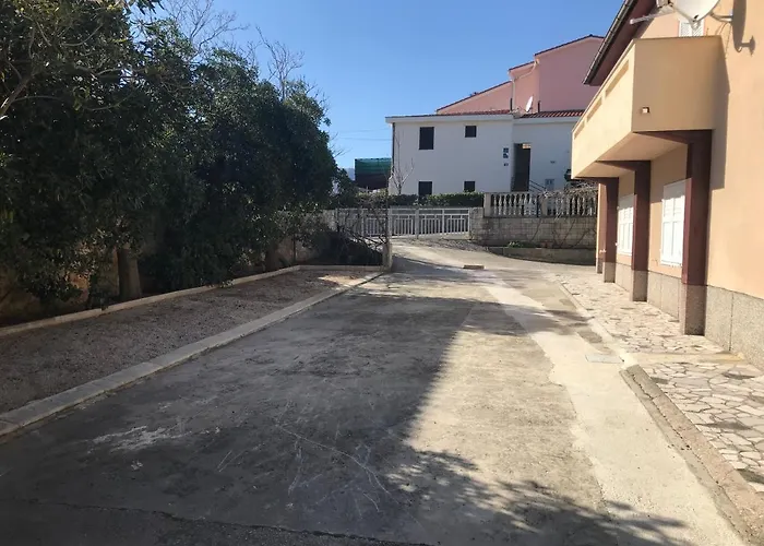 Summer 2 Baška
