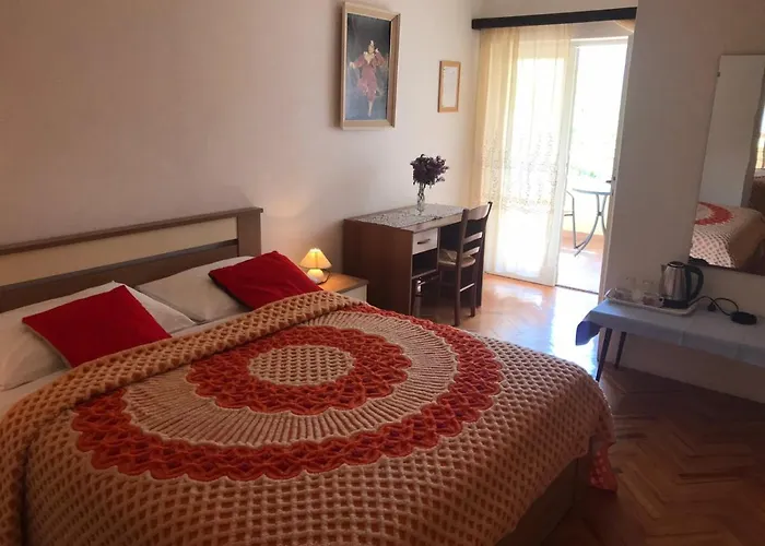 Πανσιόν Summer 2 Baška