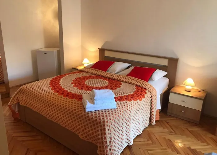 Πανσιόν Summer 2 Baška