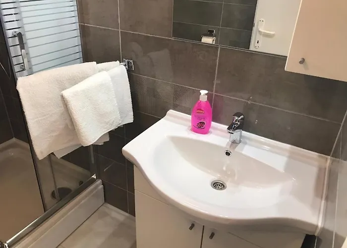 Summer 2 بيت ضيافة